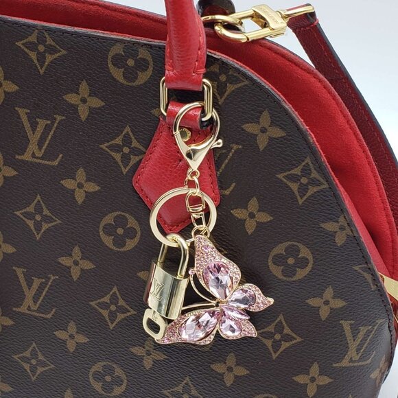 100% Auth Louis Vuitton Lock & Key with unbranded Bagcharm, Keycharm, Keychain - Picture 1 of 9